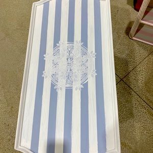 Shabby chic coffee table